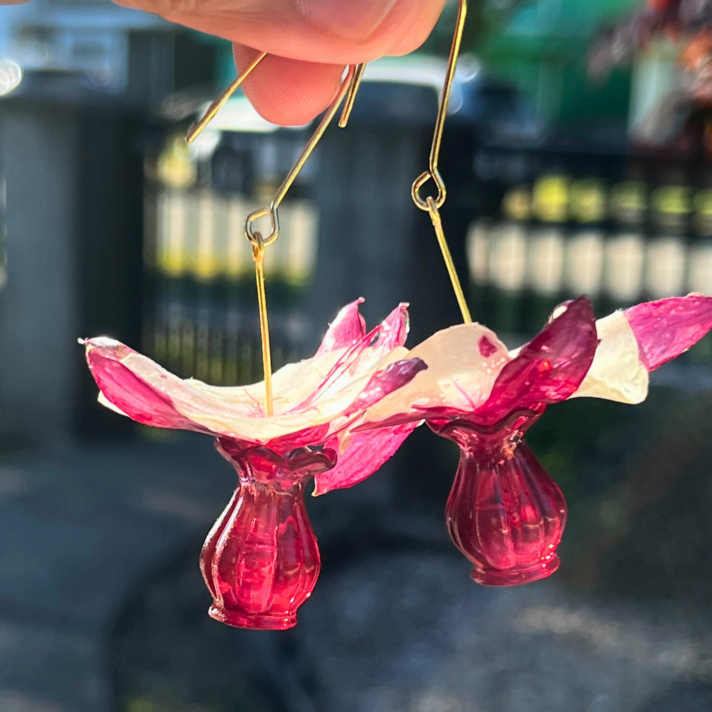 Fuchsia Earring with Tiny Vase